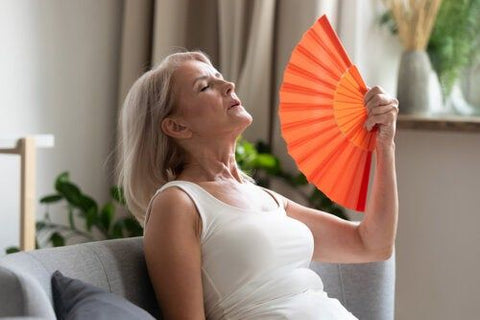 Sofocos y menopausia, ardor, sensación de calor, menopausia